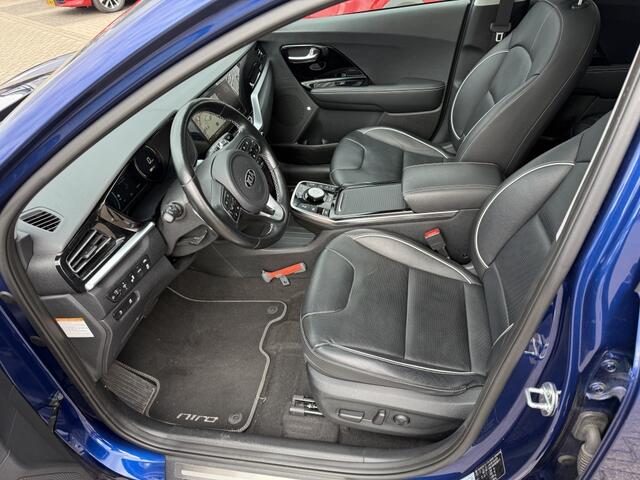 KIA e-Niro ExecutiveLine 64 kWh 3 FASE LADEN + AFNEEMBARE TREKHAAK