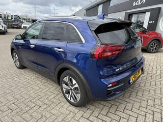 kia-e-niro-executiveline-64-kwh-3-f