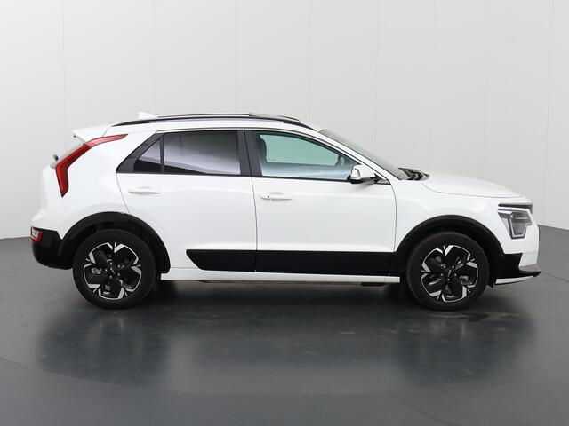 KIA e-Niro EV DynamicPlusLine 64.8 kWh | Panoramadak | Stoel/Stuurwielverwarming | Head-Up Display | Dodehoek detectie |