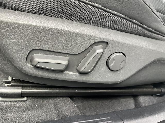 KIA e-Niro EV Edition Advanced 64.8 kWh , Zeer lage kilometerstand!