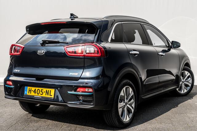 KIA e-Niro ExecutiveLine 64 kWh | Leder | Adapt. Cruise | Camera | Getint Glas | LED | JBL