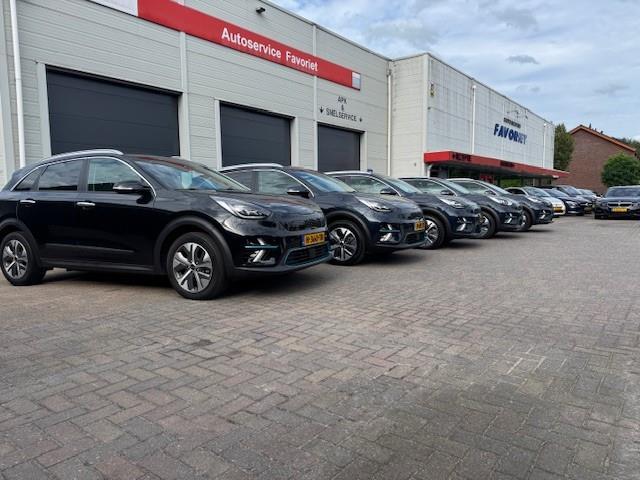 KIA e-Niro DYNAMICPLUSLINE 64KWH/3 FASE LADEN/ACARPLAY/HLEER/FABRIEKSGARANTIE