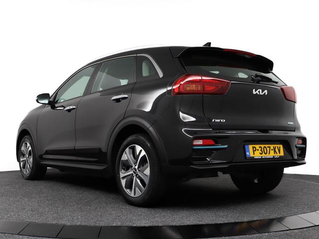KIA e-Niro DynamicLine 64 kWh - SOH 97,7% - Apple CarPlay/Android Auto - Achteruitrijcamera - Adaptieve Cruise Control - Navigatie - Climate Control - Fabrieksgarantie tot 04-2029