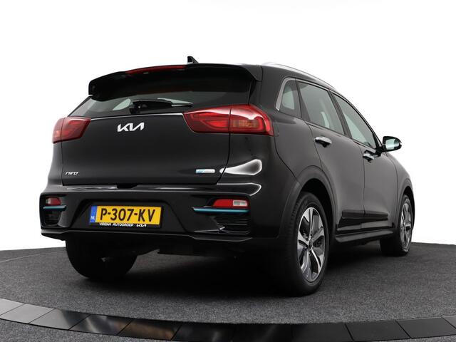 KIA e-Niro DynamicLine 64 kWh - SOH 97,7% - Apple CarPlay/Android Auto - Achteruitrijcamera - Adaptieve Cruise Control - Navigatie - Climate Control - Fabrieksgarantie tot 04-2029