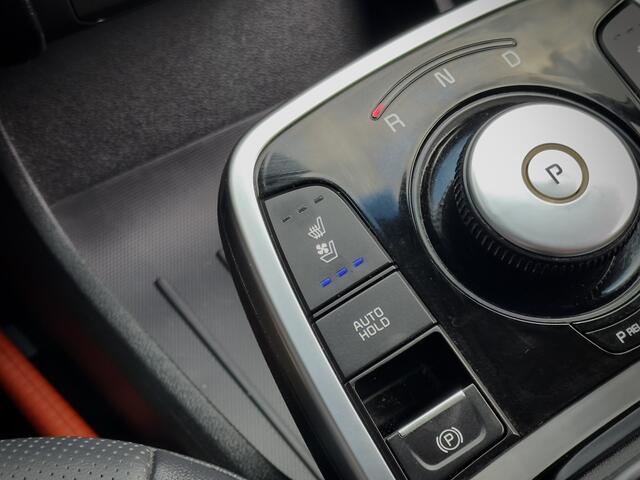 KIA e-Niro EXECUTIVE 64 KWH AUT VOL-LEDER NAVI CAMERA APPLE-CARPLAY LED LMV PDC