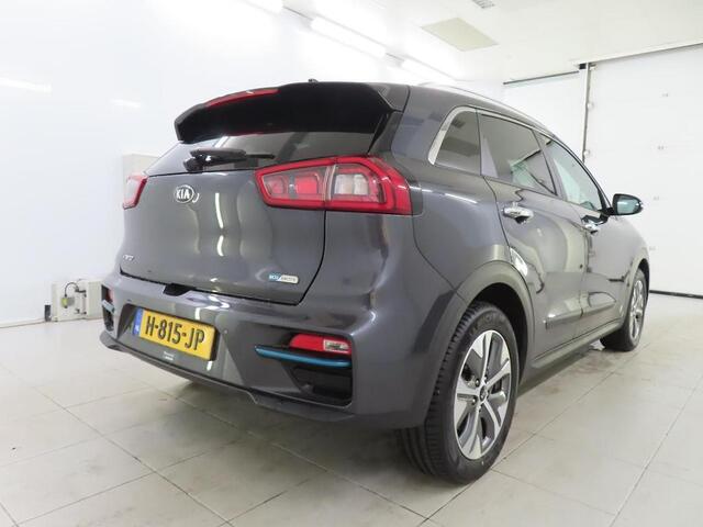KIA e-Niro EXECUTIVELINE 64 KWH I AUTOMAAT I ACHTERUITRIJCAMERA I APPLE CARPLAY I ADAPTIVE CRUISE CONTROL