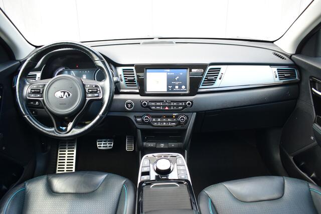 KIA e-Niro ExecutiveLine 64 kWh Trekhaak | JBL | Schuif/Kanteldak | Zwart Leder | Stoelverkoeling | Virtual Cockpit | Warmtepomp