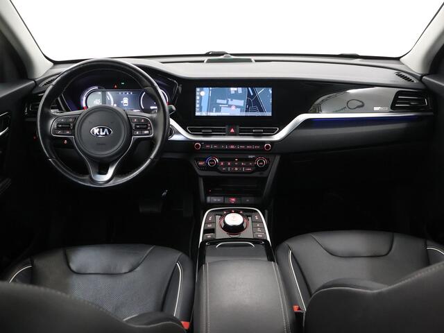 KIA e-Niro ExecutiveLine 64 kWh | Lederen Bekleding | JBL Audio | Dodehoekdetectie | Stoel/Stuurwielverwarming | Stoelventilatie | Elektrisch bedienbare bestuurdersstoel met geheugenfunctie |