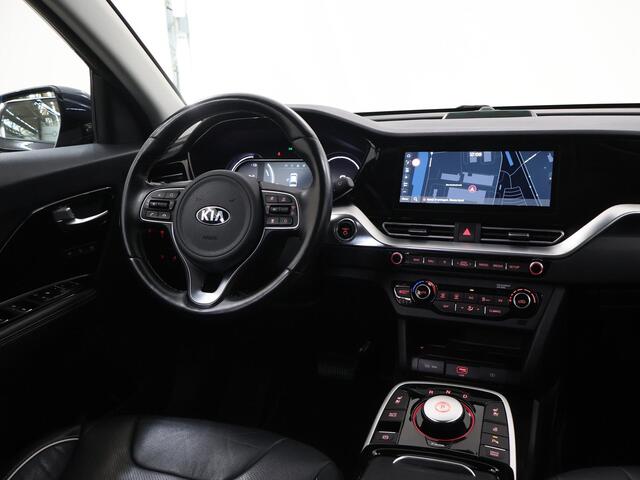 KIA e-Niro ExecutiveLine 64 kWh | Lederen Bekleding | JBL Audio | Dodehoekdetectie | Stoel/Stuurwielverwarming | Stoelventilatie | Elektrisch bedienbare bestuurdersstoel met geheugenfunctie |