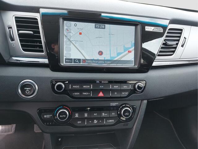 KIA e-Niro ExecutiveLine 64 kWh | Navigatie | Leder |
