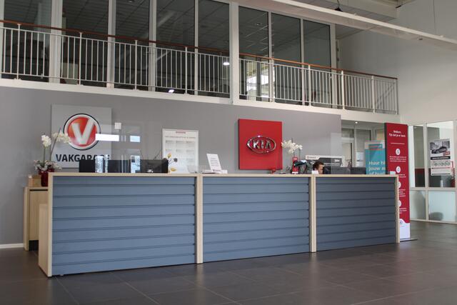 KIA e-Niro EV DynamicLine 64.8 kWh - Navigatie - Adaptieve Cruise Control - Apple/Android Carplay - Climate Control - Fabrieksgarantie Tot 2031