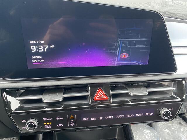 KIA e-Niro EV DynamicPlusLine 64.8 kWh | Voorraadactie | Schuif / Kanteldak | Head-Up | Stoel/Stuurverwarming | Elektr. Achterklep | Navigatie |