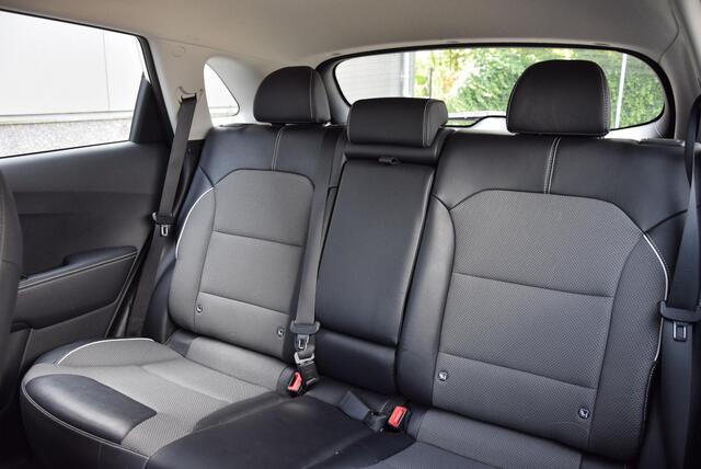 KIA e-Niro DynamicLine 64 kWh | Dealer onderhouden | Kia-garantie | 150KW - 3 fase |