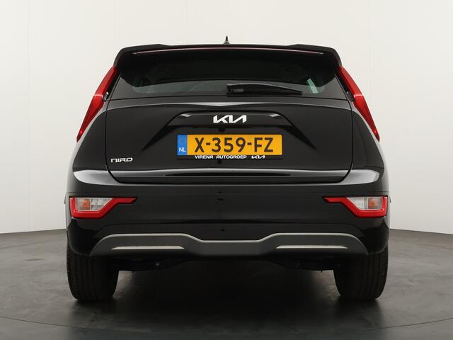 KIA e-Niro EV DynamicLine 64.8 kWh - SOH 99,3% - Navigatie - Parkeersensoren voor en achter - Adaptieve cruise control - Fabrieksgarantie tot 11-2030