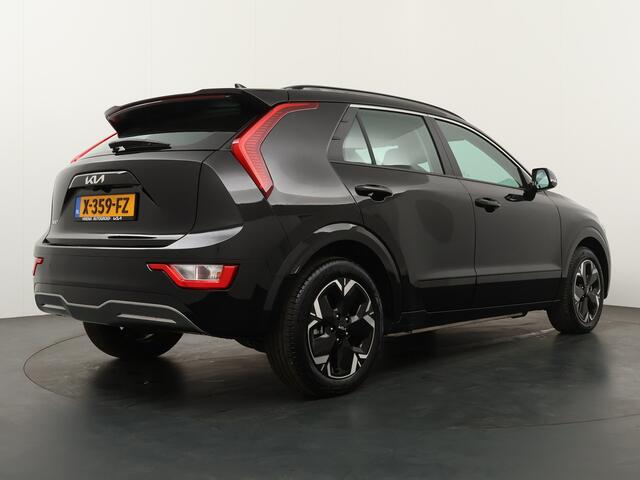 KIA e-Niro EV DynamicLine 64.8 kWh - SOH 99,3% - Navigatie - Parkeersensoren voor en achter - Adaptieve cruise control - Fabrieksgarantie tot 11-2030