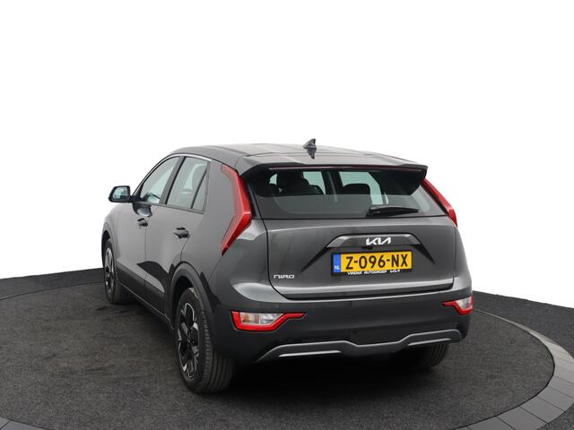 KIA e-Niro EV Light Edition 64.8 kWh - SOH 99% - Navigatie - Climate Control - Apple Carplay/Android Auto - Fabrieksgarantie tot 05-2031