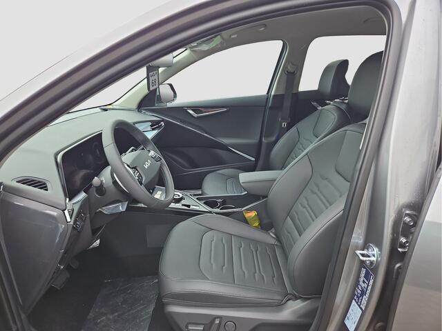 KIA e-Niro EV Air 64.8 kWh | NIEUWE AUTO | SNEL RIJDEN! | Parkeercamera | Navigatie | Climatronic | AndroidAuto / Apple Carplay | Leder |