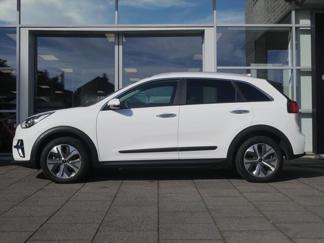 KIA e-Niro Edition 64 kWh | Cruise | Clima | Camera | Carplay | Navi | Stoel-stuurverwarming |
