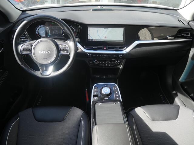 KIA e-Niro Edition 64 kWh | Cruise | Clima | Camera | Carplay | Navi | Stoel-stuurverwarming |
