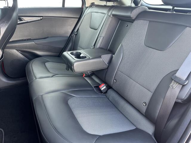 KIA e-Niro EV DynamicLine 64.8 kWh /airco (automatisch)/Apple Carplay/Android Auto/ cruise control adaptief met Stop&Go en stuurhulp/ file assistent/