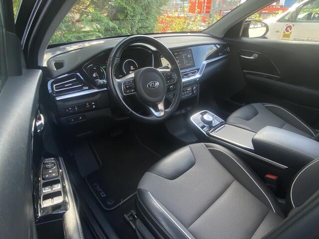 KIA e-Niro DynamicPlusLine 64 kWh Schuifdak, Winterpakket, Rijklaar met beurt & garantie!