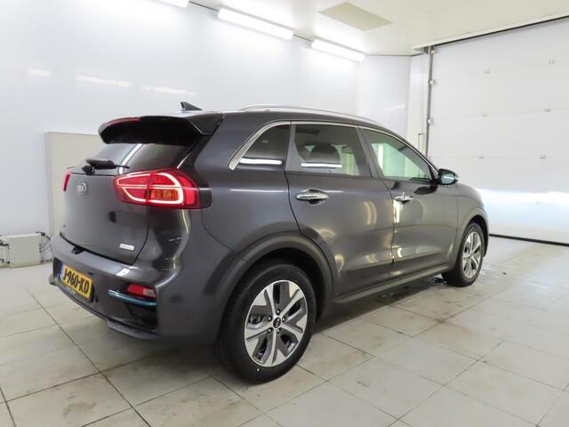 KIA e-Niro EXECUTIVELINE 64 KWH I FASE 3 I ACCU = 100% I P-CAMERA I ADAPT. CRUISE CONTROL