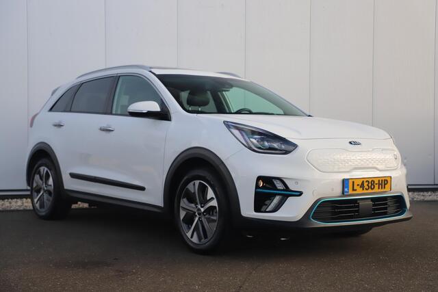 KIA e-Niro DynamicPlusLine Incl. BTW Schuifdak Keyless Half Leder Navigatie Achteruitrijcamera Stuur & Stoelverwarming Carplay Android