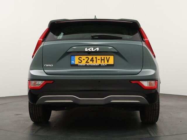 KIA e-Niro EV DynamicLine 64.8 kWh - SOH 98,3% - Navigatie - Apple Carplay/Android Auto - Parkeersensoren voor en achter - Fabrieksgarantie tot 05-2029