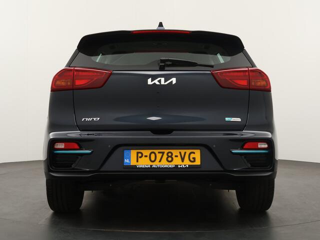 KIA e-Niro DynamicLine 64 kWh - SOH 94,2% - Adaptief Control - Climate Control - Navigatie - Apple/Android Carplay - Fabrieksgarantie Tot 2029
