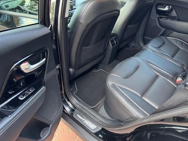 KIA e-Niro EXECUTIVELINE 64KWH LEER/ACARPLAY/FABRIEKSGARANTIE