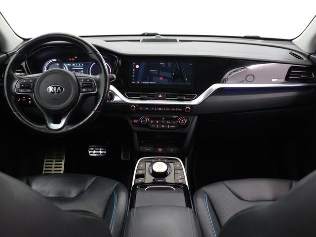 KIA e-Niro ExecutiveLine 64 kWh | Trekhaak | Lederen Bekleding | JBL Audio | Dodehoekdetectie | Stoel/Stuurwielverwarming | Stoelventilatie | Elektrisch bedienbare bestuurdersstoel met geheugenfunctie