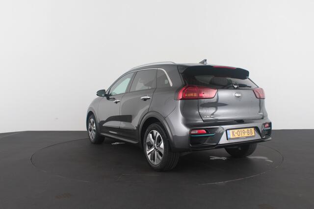 KIA e-Niro ExecutiveLine 64 kWh Leer/3-fase/schuifdak/JBL Audio