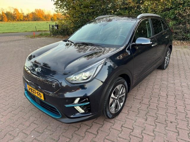 KIA e-Niro EXECUTIVELINE 64KWH 3FASEN/ACARPLAY/LEER/LED/FABRIEKSGARANTIE