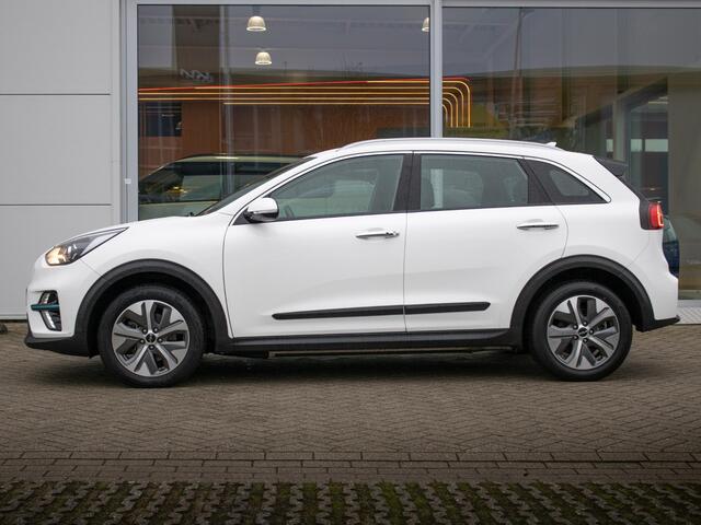 KIA e-Niro DynamicLine 64 kWh | Keyless | Camera | Navigatie | Carplay | DAB+ |