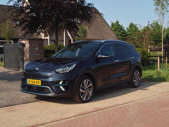 KIA e-Niro ExecutiveLine 64 kWh | Camera | Apple Carplay | Cruise Control | JBL | Leer |