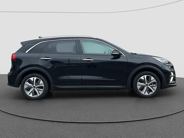 KIA e-Niro ExecutiveLine 64 kWh 100% SOH | Leder | Stoelvent | NL Auto | Adaptive |