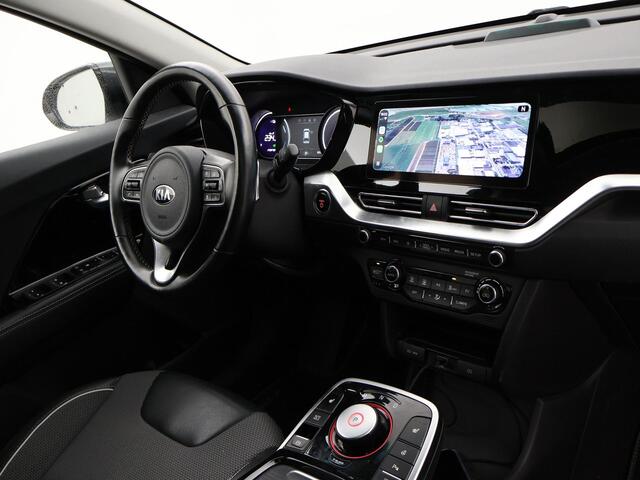 KIA e-Niro DYNAMICPLUSLINE 64 kWh + SCHUIFDAK | CARPLAY | CAMERA | STOEL/STUUURWIELVERW.