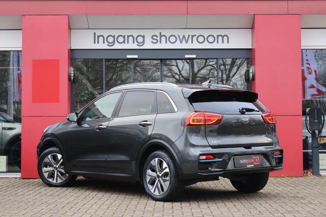KIA e-Niro DynamicPlusLine 64 kWh | Origineel NL | Rijklaar! | SoH 100% | Facelift | Camera | ACC | Schuif-/kanteldak |