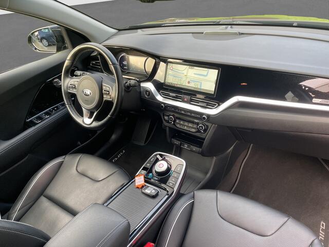 KIA e-Niro ExecutiveLine 64 kWh Carplay | Memory Seat | Leder