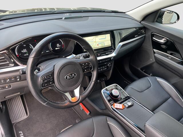 KIA e-Niro ExecutiveLine 64 kWh Carplay | Memory Seat | Leder