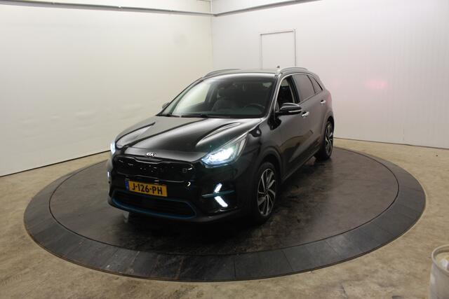 KIA e-Niro Executive 64 kWh 3Fase Vol Leder SOH 100% JBL Sound Mem Seats All Weather banden