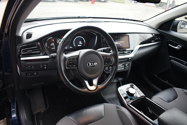 KIA e-Niro DynamicLine 64 kWh | Half Leer | Stuur- en Stoelverw. | Camera