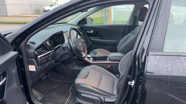 KIA e-Niro DynamicLine 64 kWh | Wordt verwacht | SoH 96% | Warmtepomp | Stoelverwarming