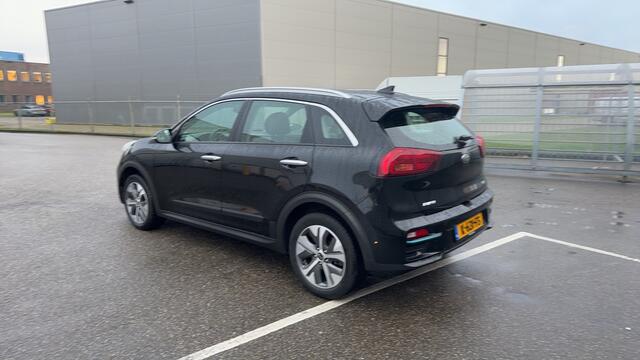 KIA e-Niro DynamicLine 64 kWh | Wordt verwacht | SoH 96% | Warmtepomp | Stoelverwarming