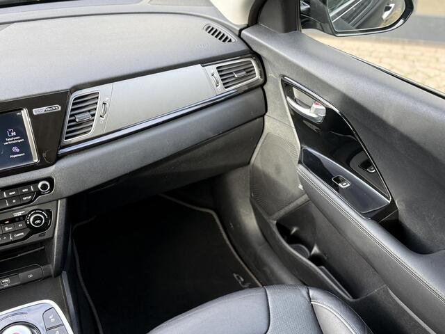 KIA e-Niro ExecutiveLine 64 kWh Leder l JBL l Camera l 1ste Eigenaar