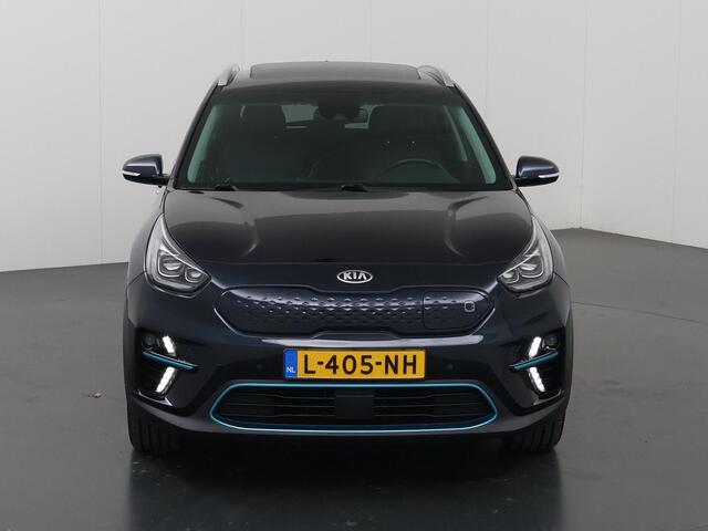 KIA e-Niro ExecutiveLine 64 kWh | Trekhaak| Panoramadak | Lederen Bekleding | JBL Audio | Dodehoekdetectie | Stoel/Stuurwielverwarming | Stoelventilatie | Elektrisch bedienbare bestuurdersstoel met geheugenfunctieo |