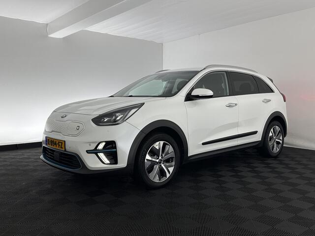 KIA e-Niro ExecutiveLine 64 kWh [ 3-Fase ] {SOH-100%} (INCL-BTW) Aut.*LEATHER | FULL-LED | NAVI-FULLMAP | ADAPTIVE-CRUISE | CAMERA | MEMORY-PACK | LANE-ASSIST | KEYLESS | DIGI-COCKPIT | PRIVACY-GLASS | 17"ALU*