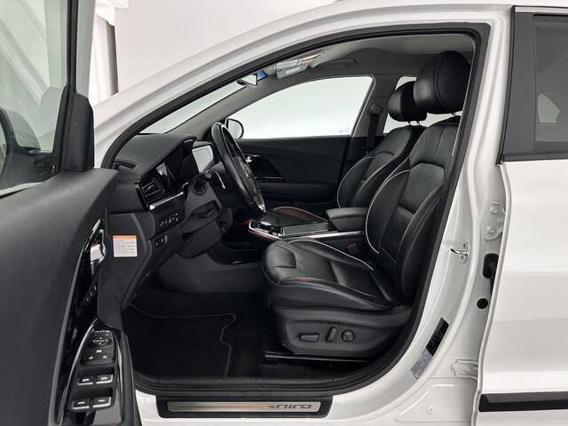 KIA e-Niro ExecutiveLine 64 kWh [ 3-Fase ] {SOH-100%} (INCL-BTW) Aut.*LEATHER | FULL-LED | NAVI-FULLMAP | ADAPTIVE-CRUISE | CAMERA | MEMORY-PACK | LANE-ASSIST | KEYLESS | DIGI-COCKPIT | PRIVACY-GLASS | 17"ALU*