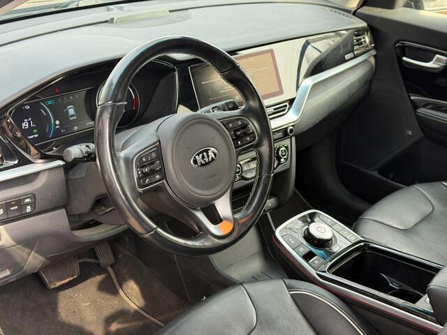 KIA e-Niro ExecutiveLine 64 kWh | SOH 100% | 3 Fase lader | Lederen bekleding |
