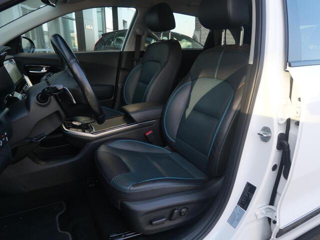 KIA e-Niro DynamicPlusLine 64 kWh | SOH 95,5% | 3Fase | JBL Audio | Stoel geheugen | Cruise | Clima | Camera | Carplay | Navi | Stoel-stuurverwarming |
